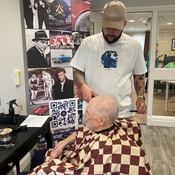 Dementia-friendly hairdresser brings barbershop experience to Salisbury care home