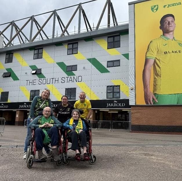 Norwich care home makes Norwich City superfans’ wish come true