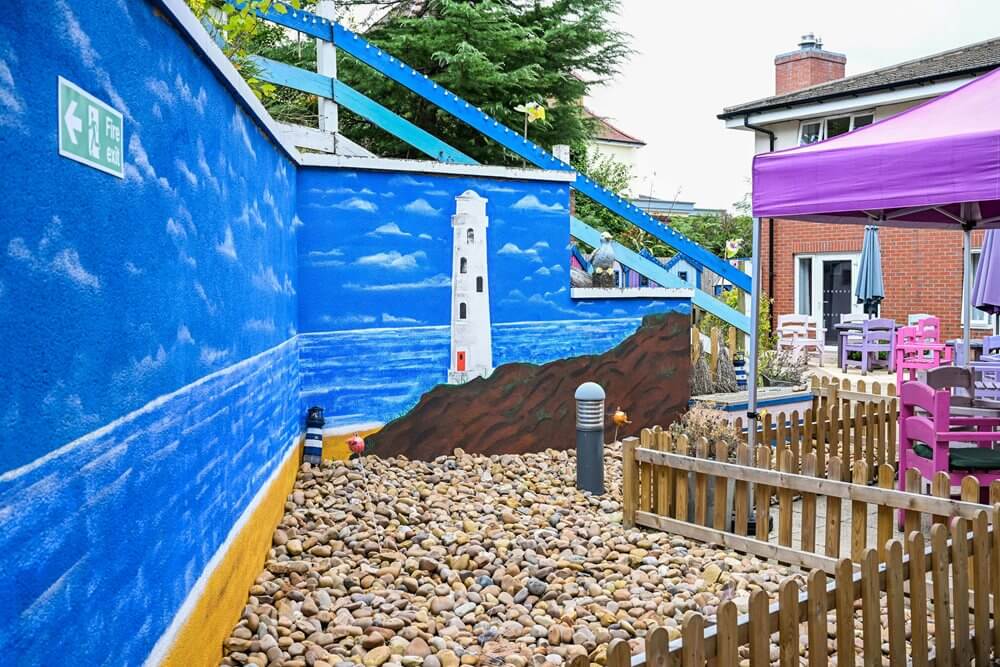 Brook Court - Brook Court garden 