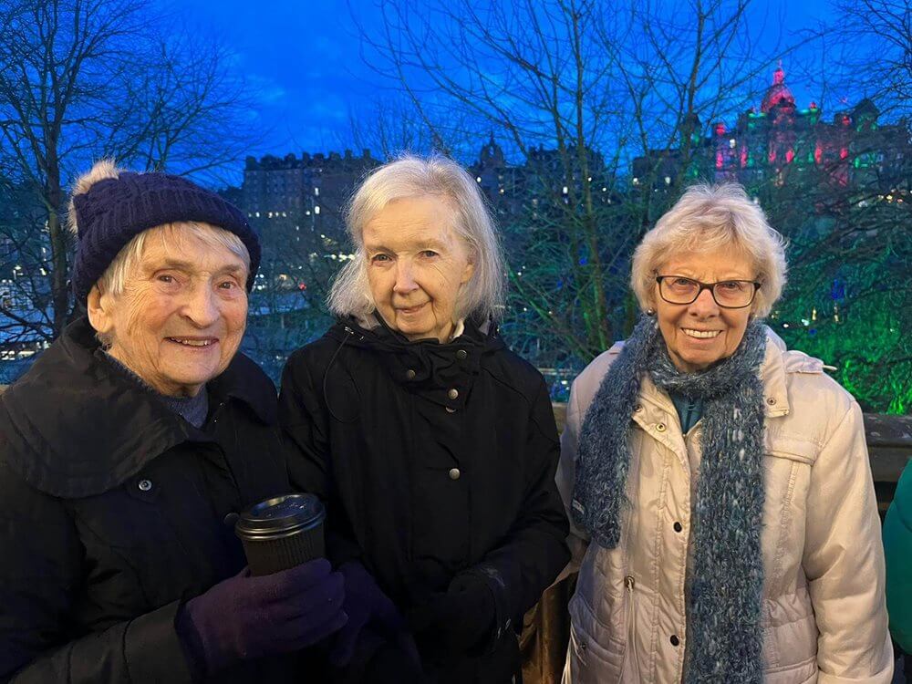 Cairdean House - Cairdean House residents together 