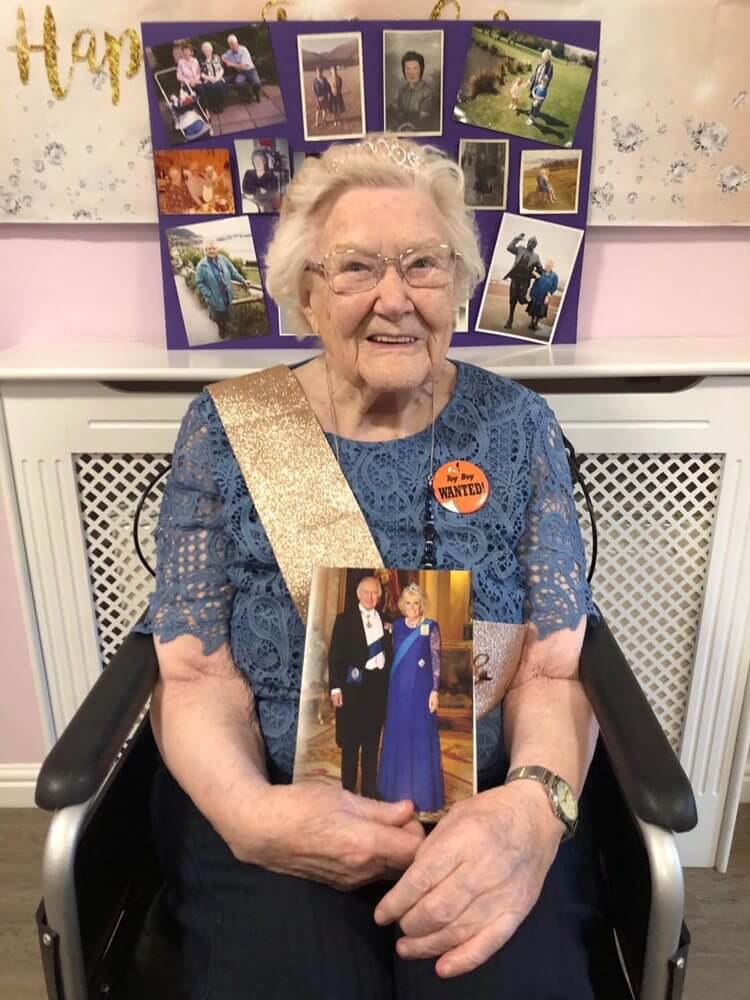 Caledonian Court - Caledonian Court resident birthday