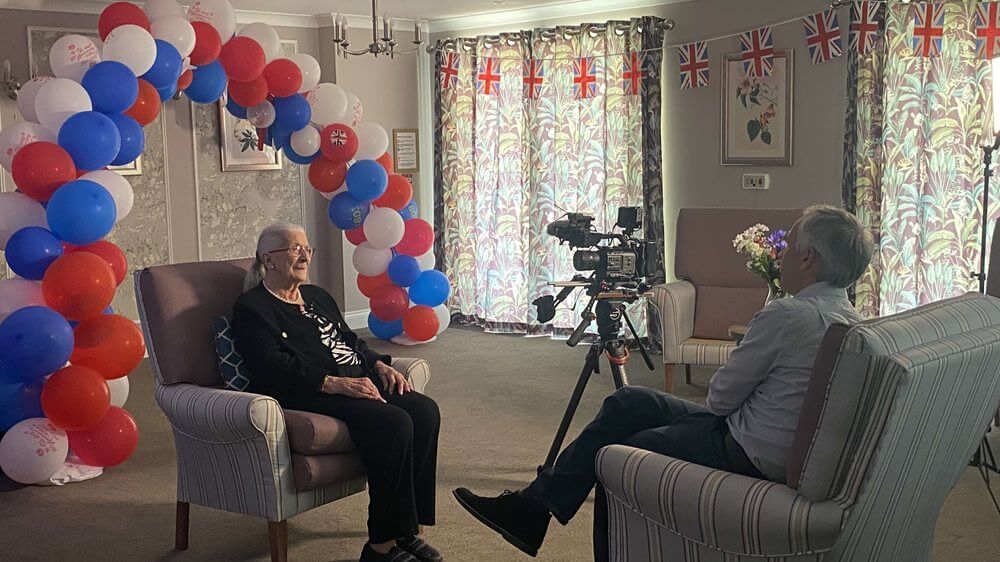 VE day celebrations at Heathlands House