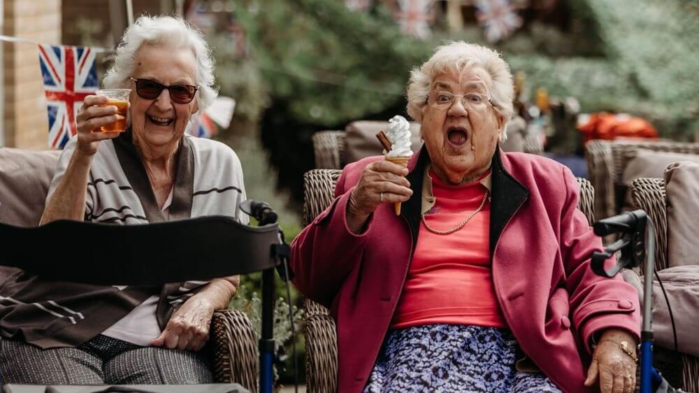 VE day celebrations at Pear Tree Court
